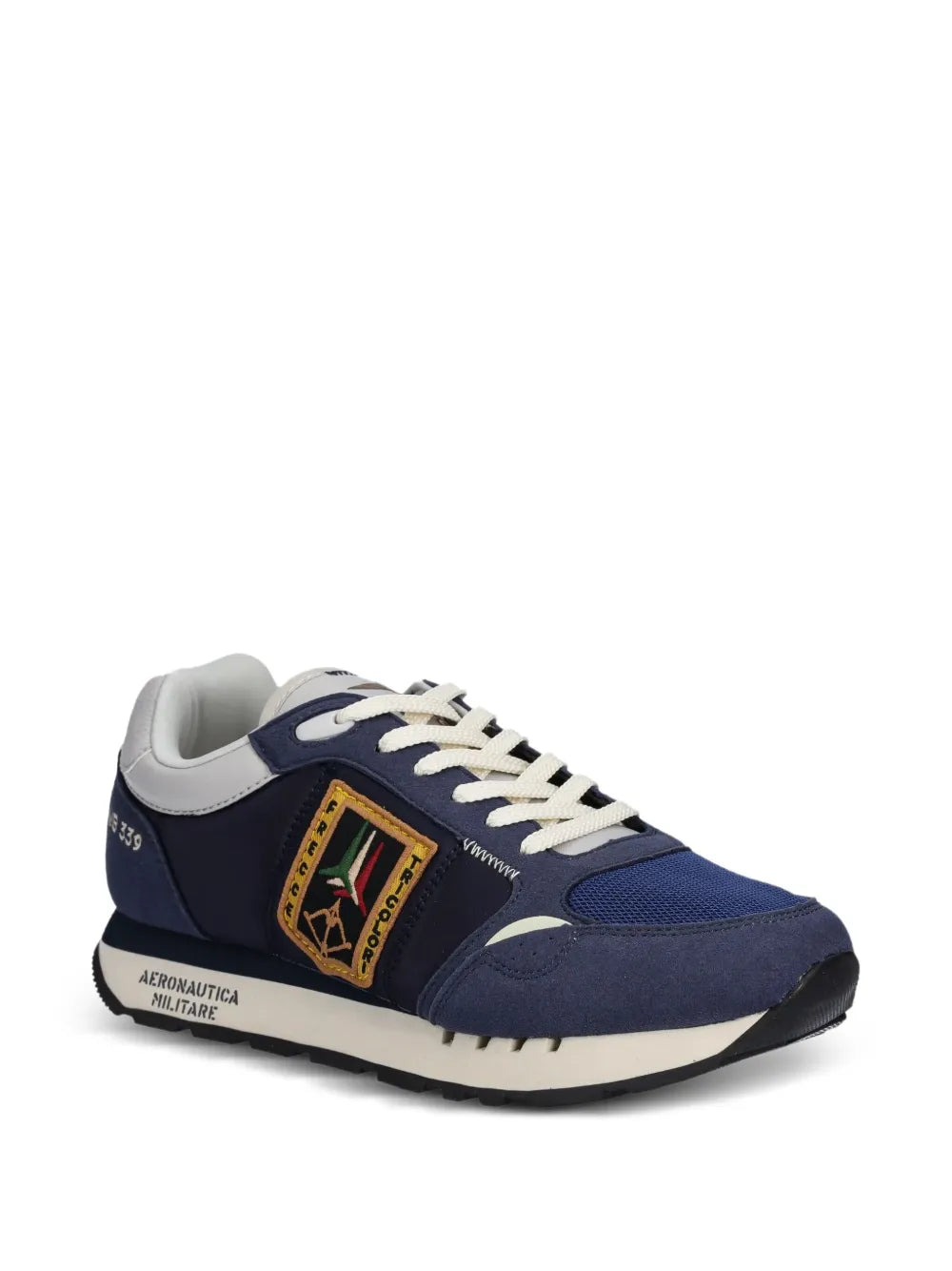 Patch-Detail Sneakers