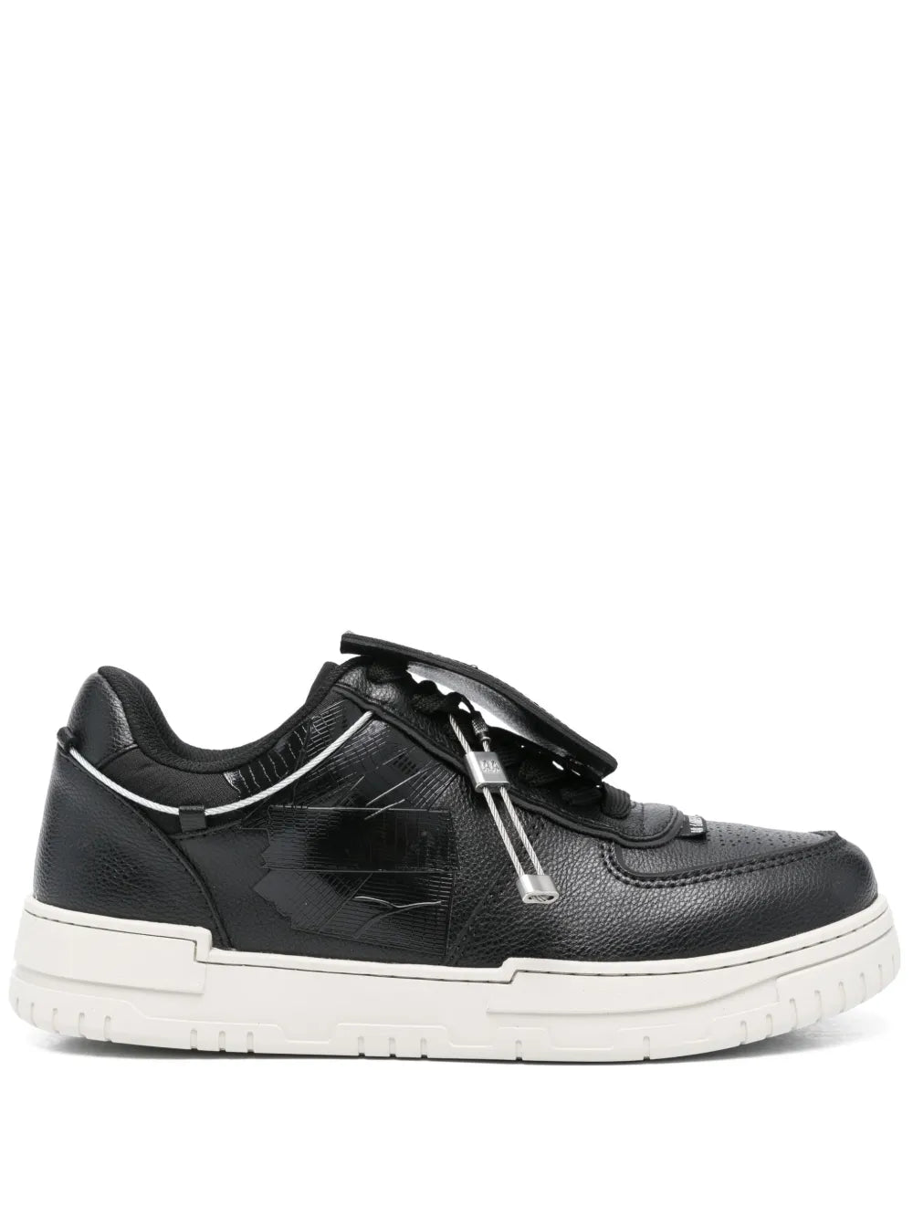Avril Sneakers